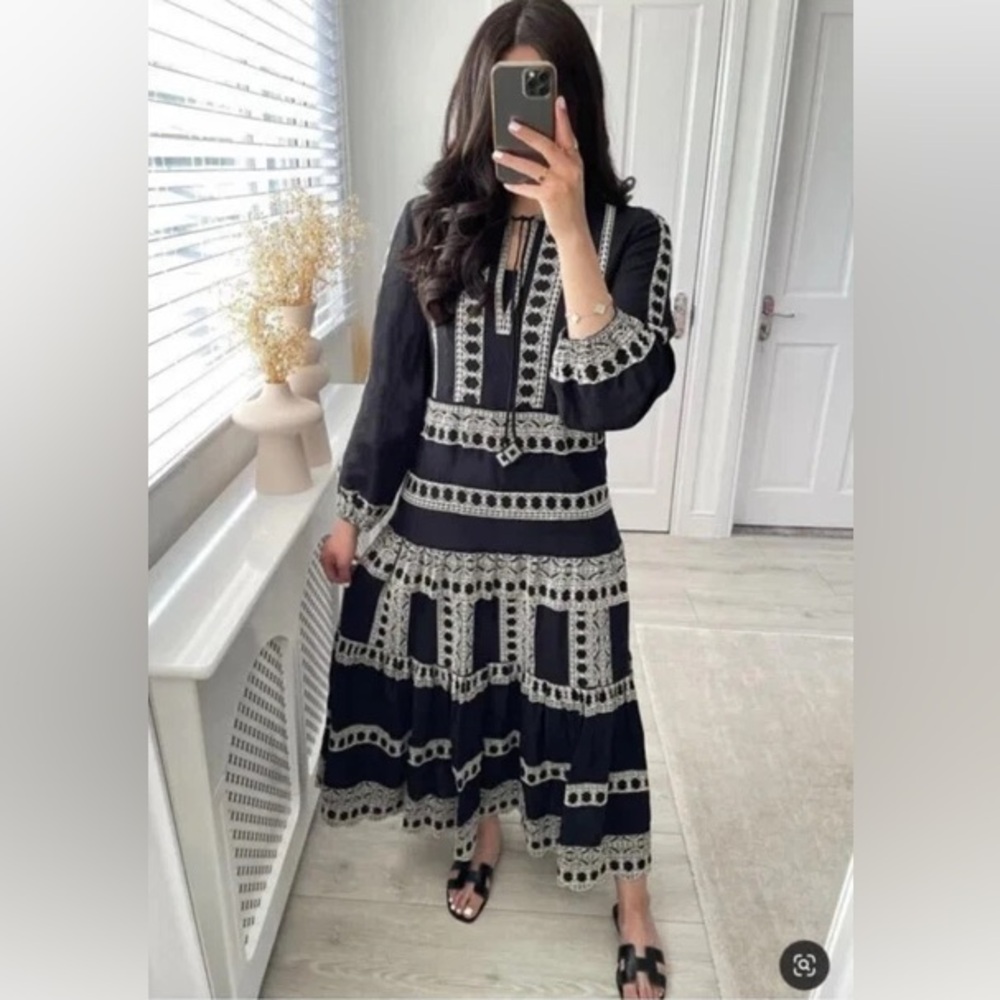 Zara NWT Black White Patterned embroidered Long Sleeve linen midi maxi Dress M